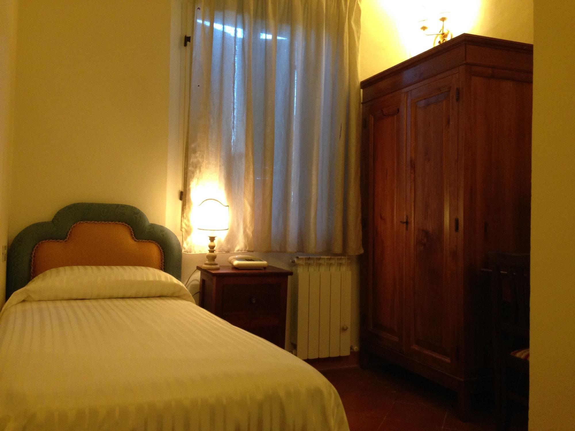 Palazzo Di Valli Hotel 3*