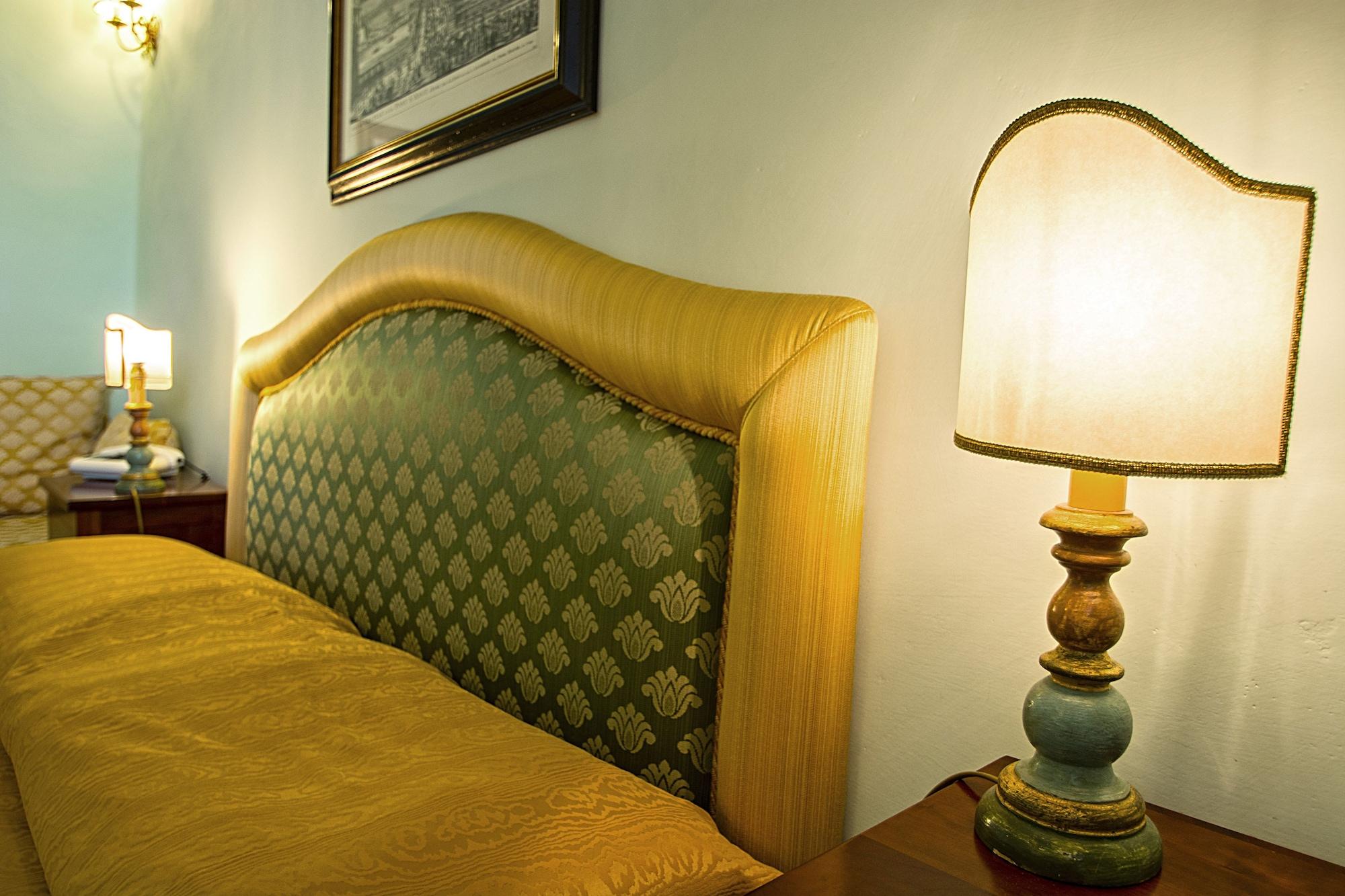 Palazzo Di Valli Hotel 3*
