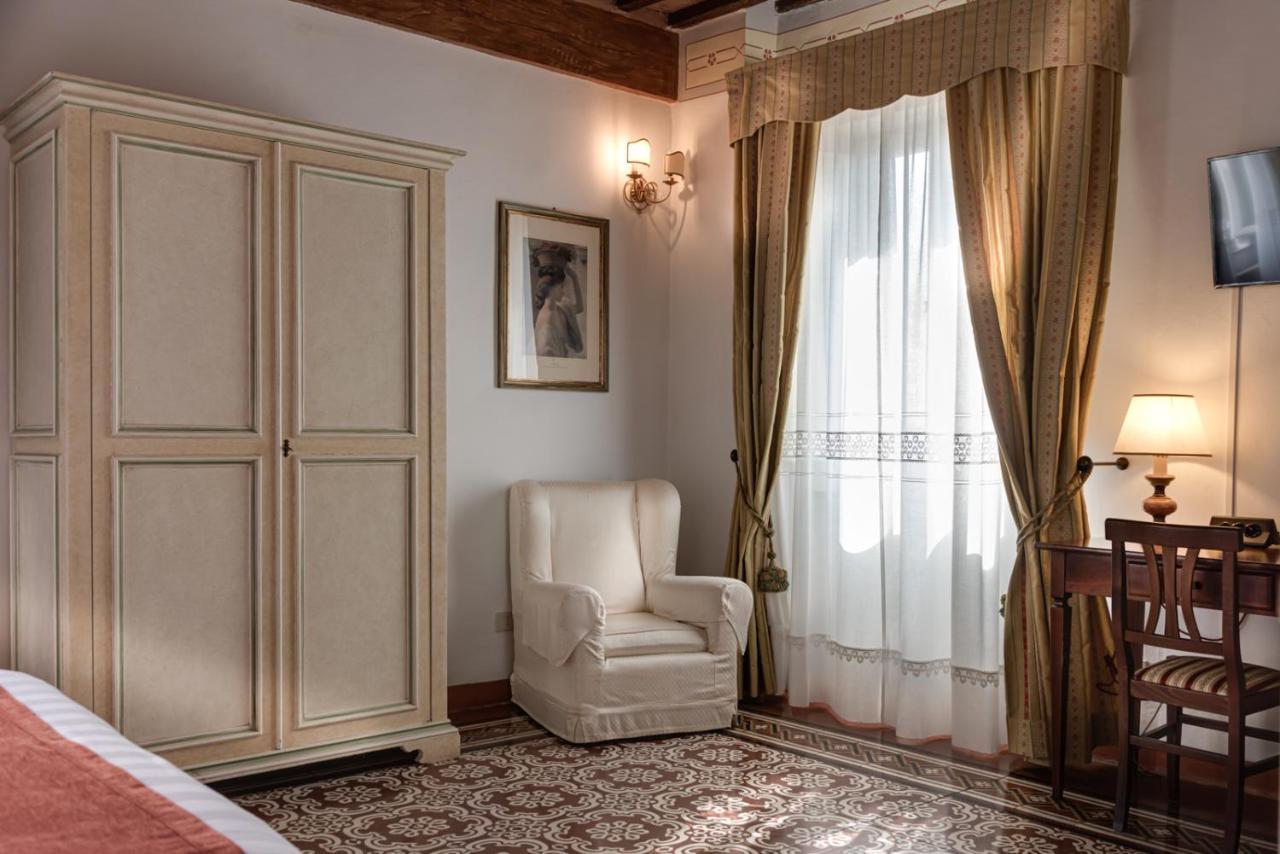 Palazzo Di Valli Hotel 3*