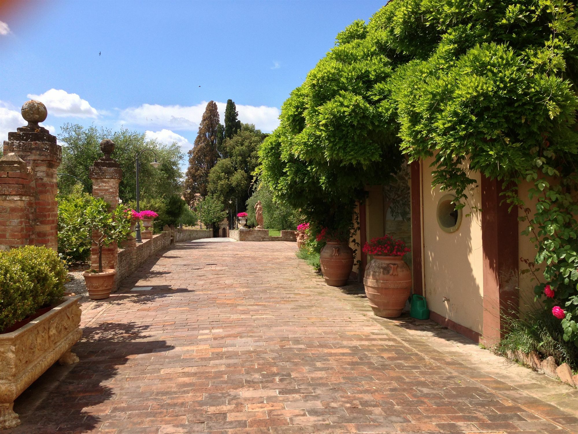 Hotel Palazzo Di Valli 3*